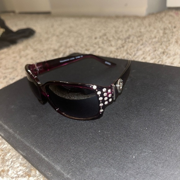 Sunglass bundle 😎 - Picture 2 of 4